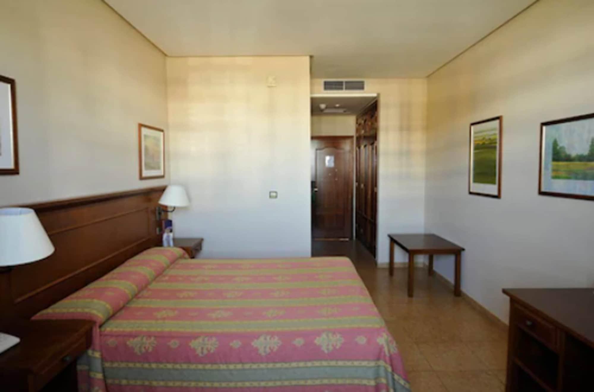 אנטקרה Hotel Lozano מראה חיצוני תמונה