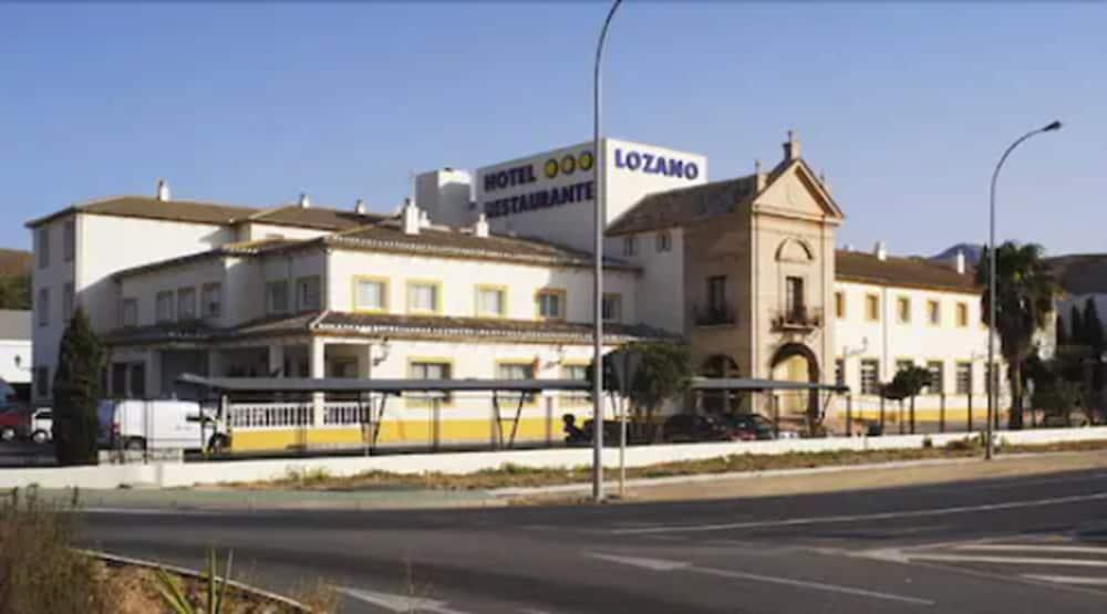 אנטקרה Hotel Lozano מראה חיצוני תמונה