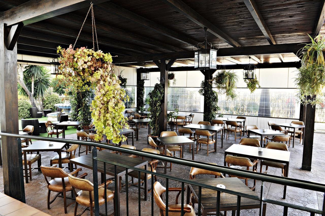 אנטקרה Hotel Lozano מראה חיצוני תמונה