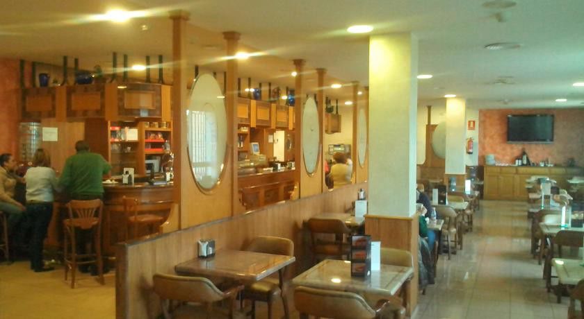 אנטקרה Hotel Lozano מראה חיצוני תמונה