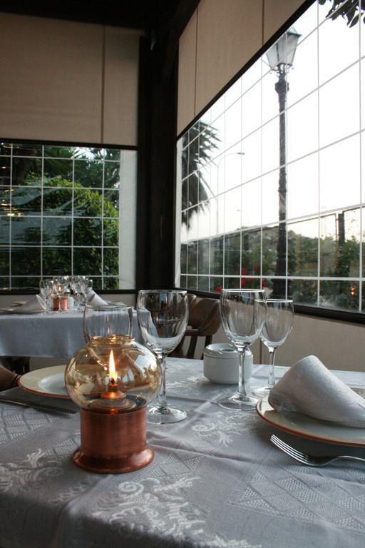 אנטקרה Hotel Lozano מראה חיצוני תמונה
